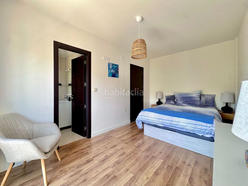 Foto f7d4b6ca-57e4-4f4f-86a9-457b443d5862. Casa adossada a de torrecuevas a Torrecuevas - Lomas del Gato Almuñécar