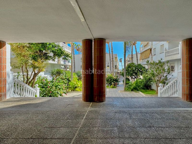 Foto c4a4d619-446a-4b6d-9434-a43dcfeb2c71. Apartament a bikini 14 a Almuñecar centro Almuñécar