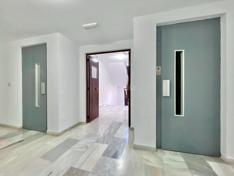 Foto 8ad16be5-f331-42f6-8db1-b7ff82ae83f0. Alquiler apartamento en san cristobal 18 040 urb. jardines de mariote en Almuñécar