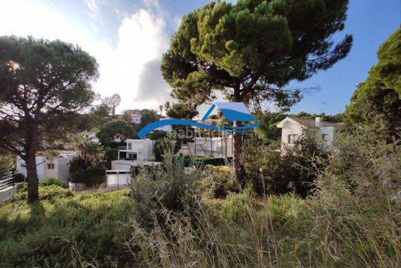 Foto a8441b42-8850-41d2-ae3a-5bebee9fdd6b. Terreno residencial solar en venta en la Montgoda. en Lloret de Mar