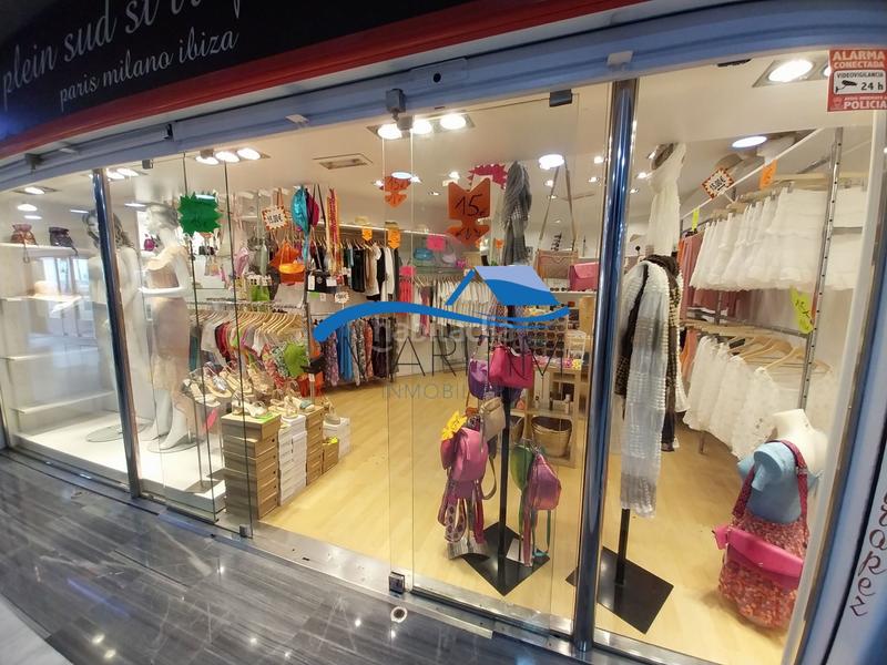 Foto 999f494d-e881-4ebb-a8df-0cbcce2a7621. Local comercial a just marlés vilarrodona 1 a Centre Lloret de Mar