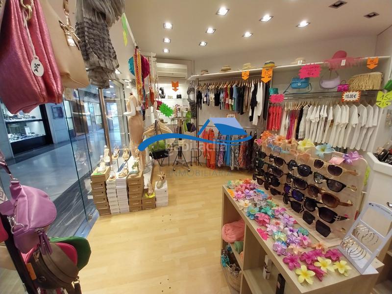 Foto e04eaed4-d7bb-4697-a8d6-432046ae1435. Local comercial a just marlés vilarrodona 1 a Centre Lloret de Mar