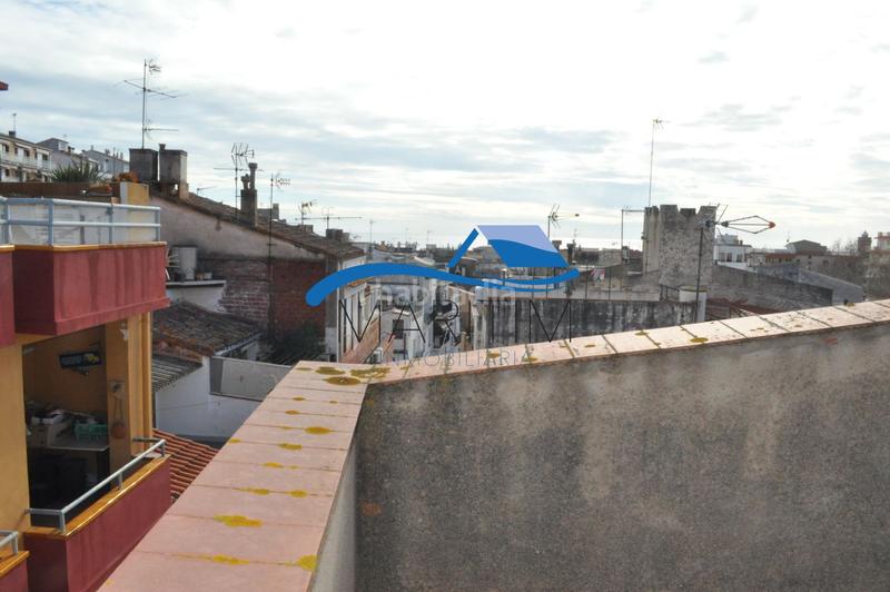 Foto 4fc18747-291b-42c6-82d1-37ef799c6897. Edificio  en venta . en Canet de Mar