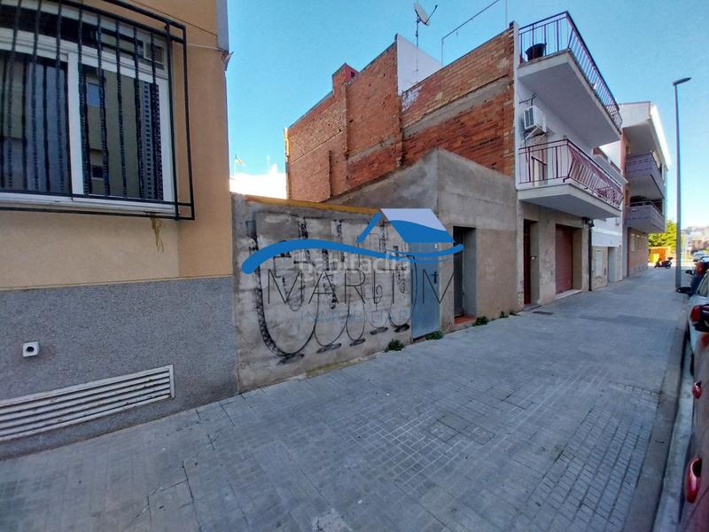 Foto e5b9ee31-920d-4a23-b4c9-3649b7107fcc. Terreny residencial a escultor clarà 1 a Malgrat de Mar