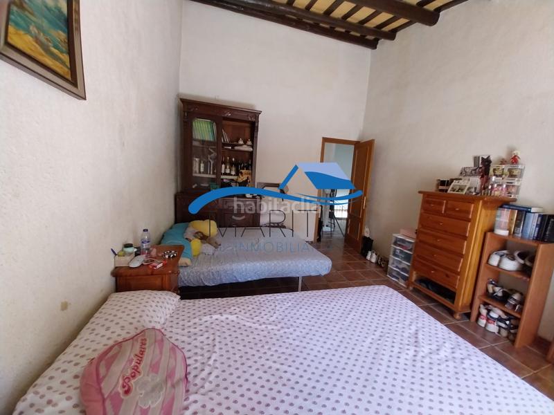 Foto 5dca90a2-146e-40ad-a00a-d7b2eb552738. Casa  en venta , 5 dormitorios. en Santa Coloma de Farners
