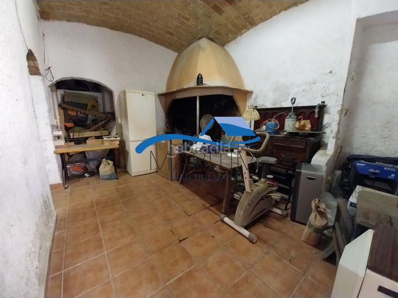 Foto ab9c1f23-0cc9-4133-b1e5-f872a5f7b1e1. Casa  en venta , 5 dormitorios. en Santa Coloma de Farners