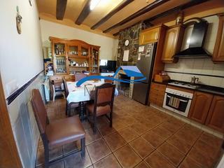 Maison à Santa Coloma de Farners. Casa en venta en santa coloma de farners, 5 dormitorios.