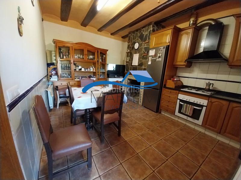 Foto b3950ed3-b972-4dc5-83f6-33565bf83000. Casa  en venta , 5 dormitorios. en Santa Coloma de Farners