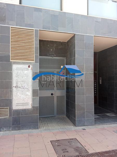 Foto dc711a17-697e-4231-8953-ce09bfb721f1. Parking voiture dans Calella