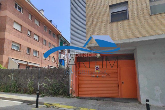 Foto 4617328b-f0c7-47be-8bdf-577101e0e4fa. Aparcament cotxe a Sant Pere Tordera