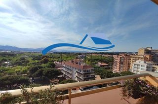 Flat  Vila de madrid. Piso en venta en els pins, 2 dormitorios.