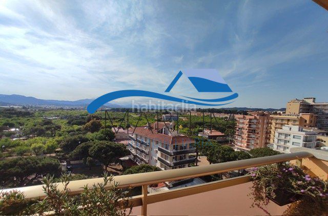 Foto 013dc25c-5f1e-4a6c-896c-60b2f69ea5c3. Pis amb calefacció piscina a Els Pins Blanes