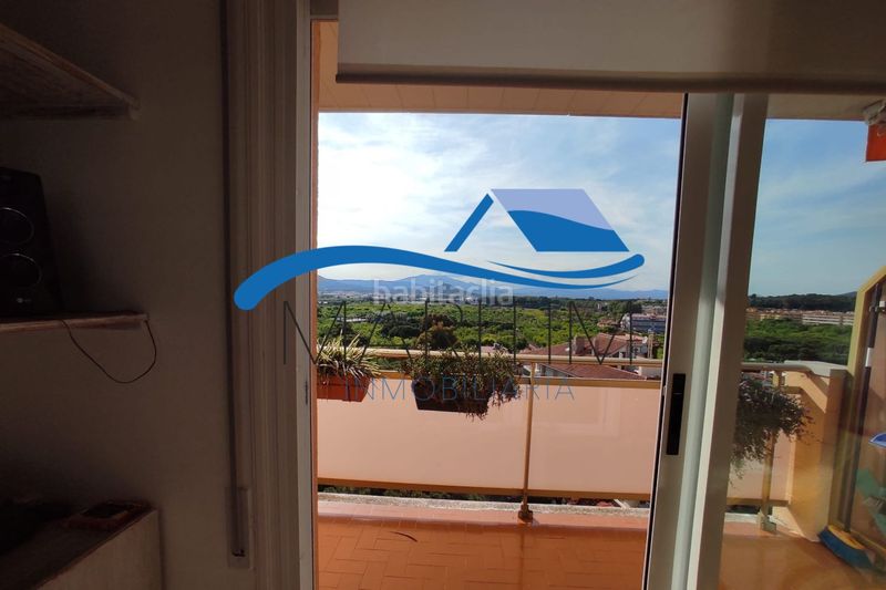 Foto eadebf92-d8ea-458d-9ea9-821e6019c4b2. Pis amb calefacció piscina a Els Pins Blanes