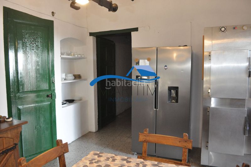 Foto b7cd3de7-a047-42f0-a8ad-edde541a05ee. Casa amb calefacció aparcament a Centre Pineda de Mar