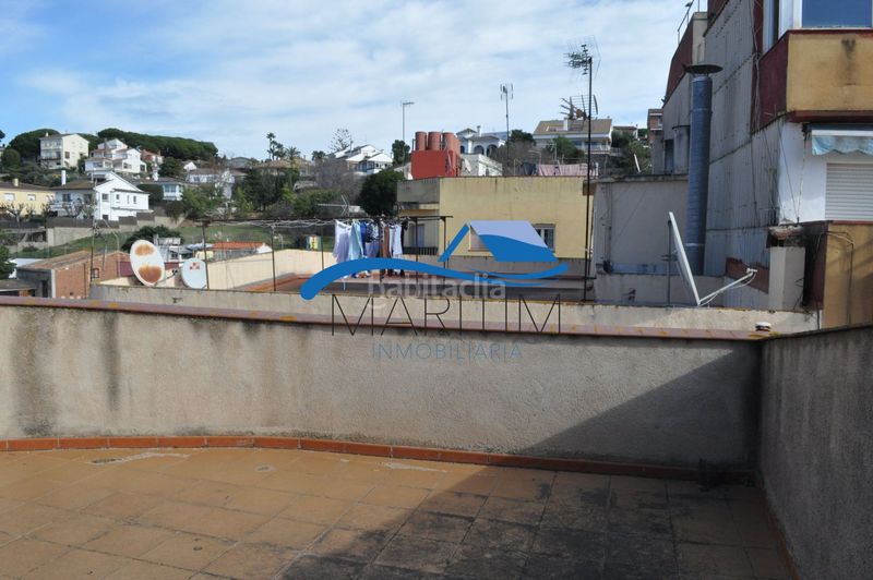 Foto bb2f013c-d43d-49d1-8787-9831c5734187. Edificio  en venta . en Canet de Mar