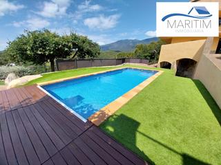 Casa  Llop. Casa en venta en riells i viabrea, 5 dormitorios.