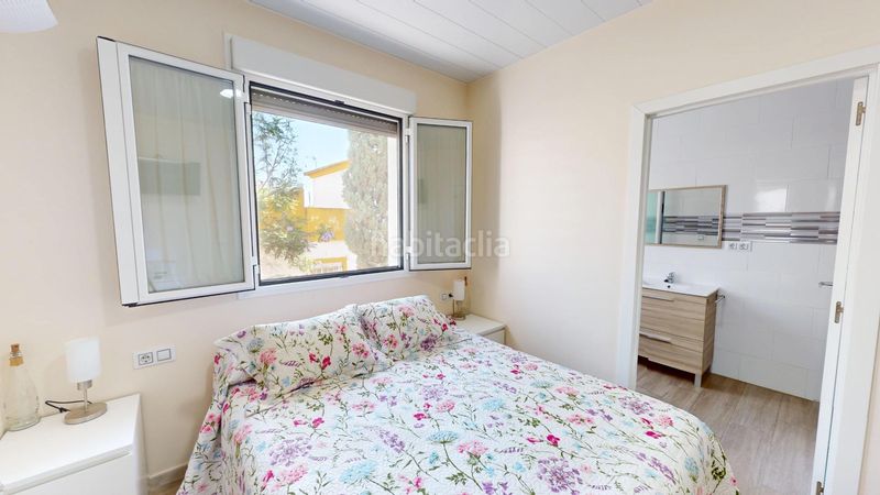 Foto 0a8b8dd1-69e9-4c44-a4b5-40159464720e. Chalet mit parking pool in Oromana Alcalá de Guadaira