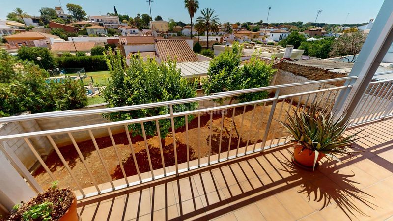 Foto 1e6605d0-b958-4872-8bf3-120ab7a190a9. Chalet mit parking pool in Oromana Alcalá de Guadaira