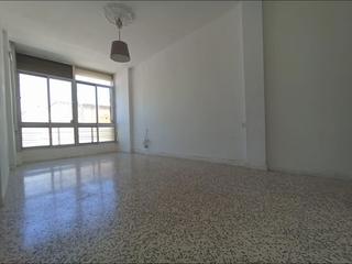 Appartement en Centro. Buscas piso en el centro? tenemos uno para que le des tu toque p