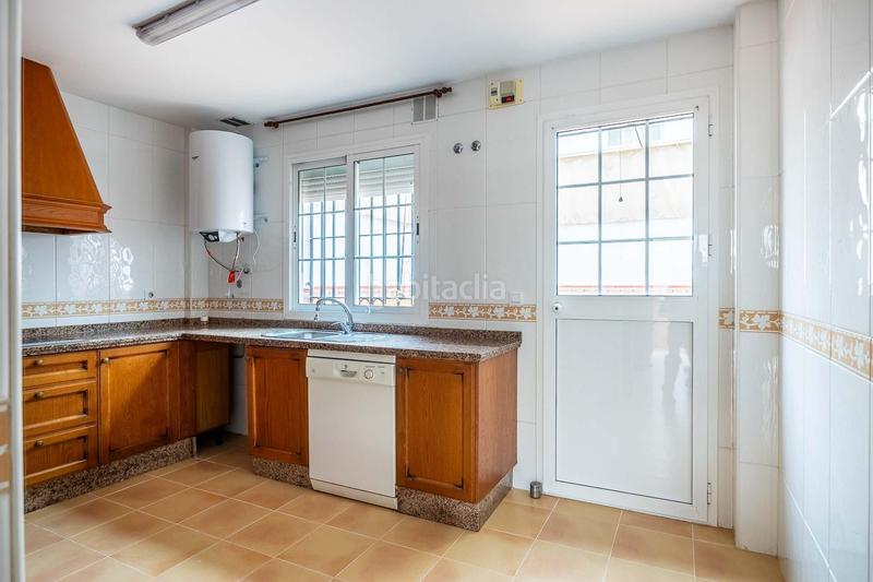 Foto cb9e9a30-b723-4e13-b2d3-c24ce9d4d14d. Casa con riscaldamento parcheggio in Los Molinos Alcalá de Guadaira