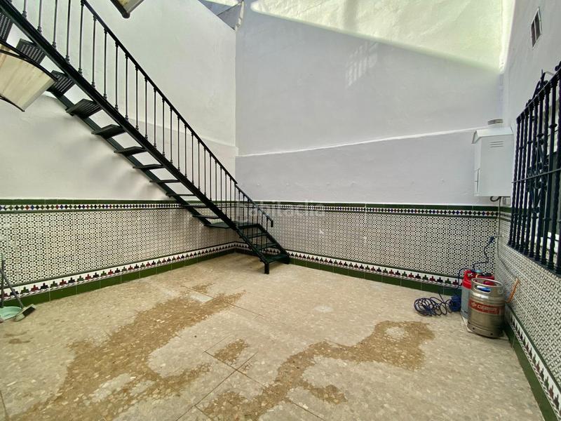 Foto 5be16606-bdf7-4bc6-8ca1-d7b93769a721. Casa bifamiliare in Centro Alcalá de Guadaira