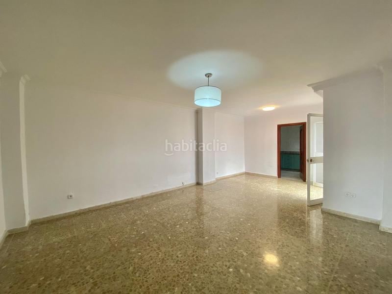 Foto 6af2022a-8326-4fd3-a22a-8ad0922b68cb. Casa bifamiliare in Centro Alcalá de Guadaira