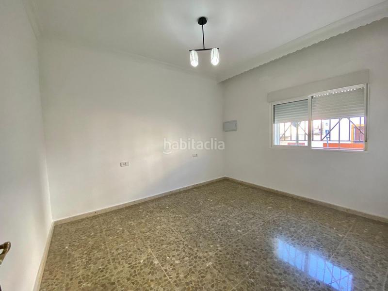 Foto 91fe1ee3-82cc-4756-9c27-2b13b80b22a6. Casa bifamiliare in Centro Alcalá de Guadaira