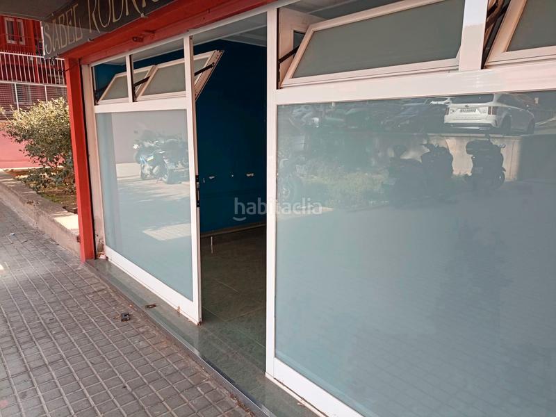 Foto c7588550-a662-4641-a9fb-6ae6f850775a. Location local commercial dans via favència 49 dans Barcelona