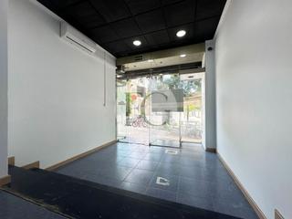 Location Local commercial à Ragull 32. Local comercial de 35m2