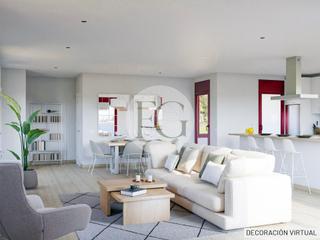 Maison à De la torre 3. Espectacular casa unifamiliar en una planta, con piscina y gran