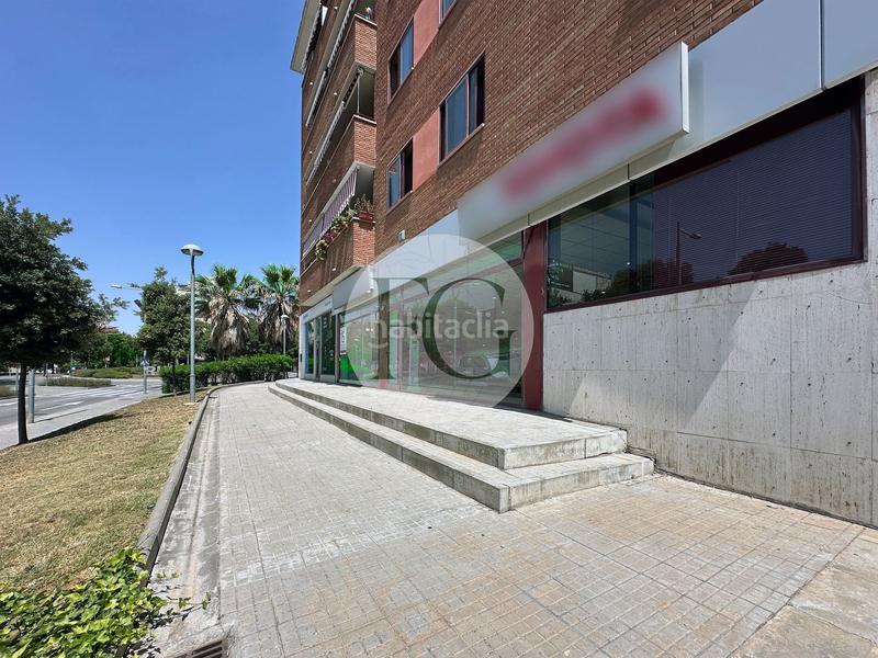 Foto 70bbfadb-ccdb-4fba-ba21-f8fee9f5675b. Locale commerciale in segre 7 in Mercat Rubí