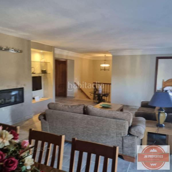 Foto 4d331f11-16d4-477c-ad2b-c31e37b351d9. Masia amb piscina a Coín