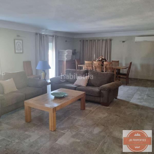 Foto a2d2bf35-cfbb-4268-8aa4-23b050660461. Masia amb piscina a Coín