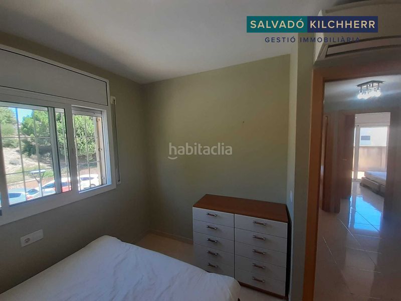Foto c22a5dca-f38f-4235-8ca0-d4e30254ddfa. Casa aparellada amb calefacció aparcament a mar Cambrils Cambrils