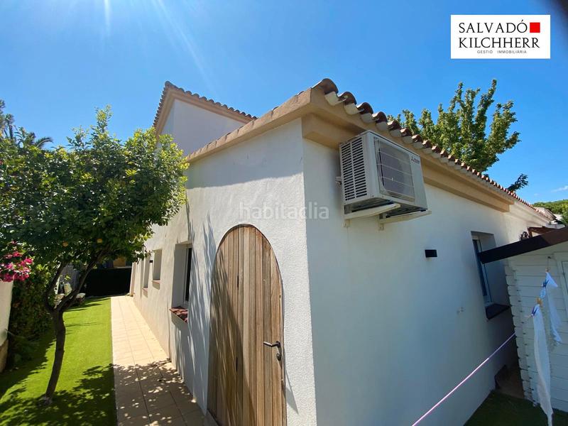 Foto 5a3e3ed5-7f35-4e83-80f1-51df5d366be7. Casa pareada en carrer amposta 7b preciosa casa pareada muy cerca de la playa en Cambrils