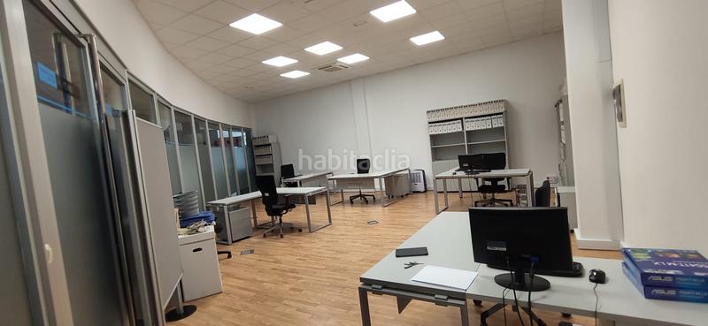 Foto 5d06b4bd-5853-4160-8c88-6d79d9ab2804. Affitto locale commerciale in n/a in Valadares - Beade Vigo