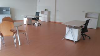 Lloguer Local Comercial a N/a. Alquiler de oficina en la universidad de vigo
