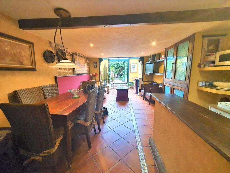 Foto 2bea1182-4904-4060-a3aa-62719fd1c914. Casa a schiera in rúa manuel valverde 7 in Baiona