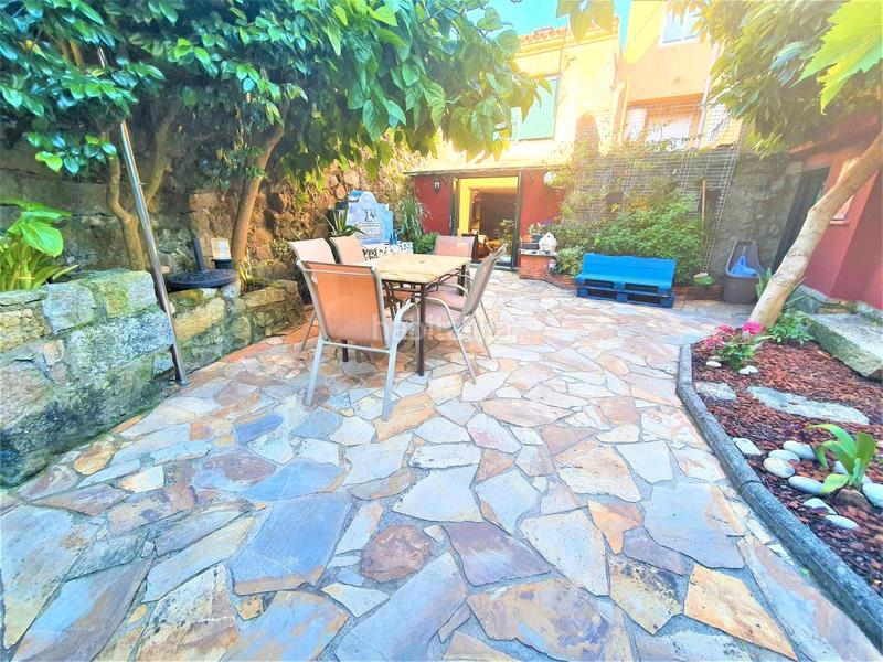 Foto 8e08fdff-c0f0-42d9-80b1-9fe2c7d4b223. Casa a schiera in rúa manuel valverde 7 in Baiona