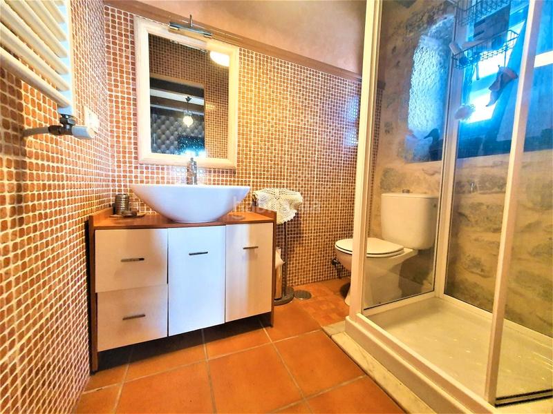 Foto 91da6eb4-679f-49f4-b8a8-2f32bb2b3f85. Casa a schiera in rúa manuel valverde 7 in Baiona