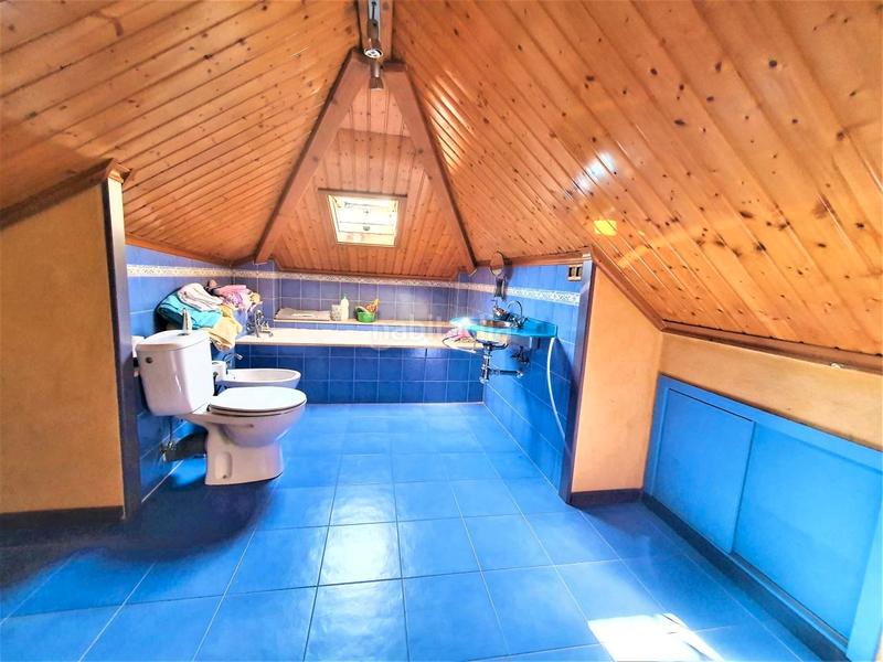 Foto f9b97a82-cfdf-4901-9975-dc7082f8aa36. Casa a schiera in rúa manuel valverde 7 in Baiona