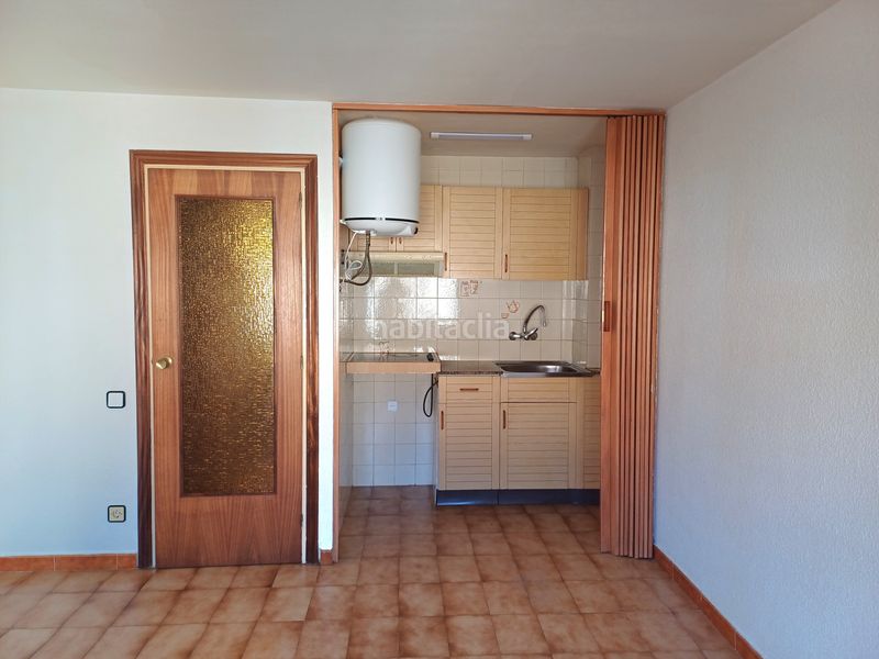 Foto 26359cd8-fcd2-457b-b004-de1f85a1d60f. Estudio en Centre Pineda de Mar