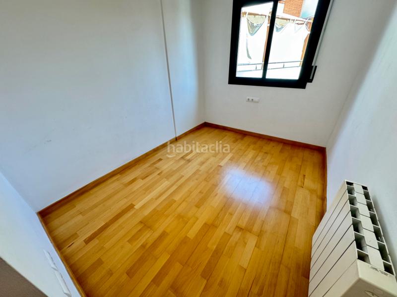 Foto 165936a7-374c-434d-8428-98b83d6f1c18. Dúplex amplio y luminoso dúplex en gélida con 4 habitaciones, parking y trastero incluidos. en Gelida