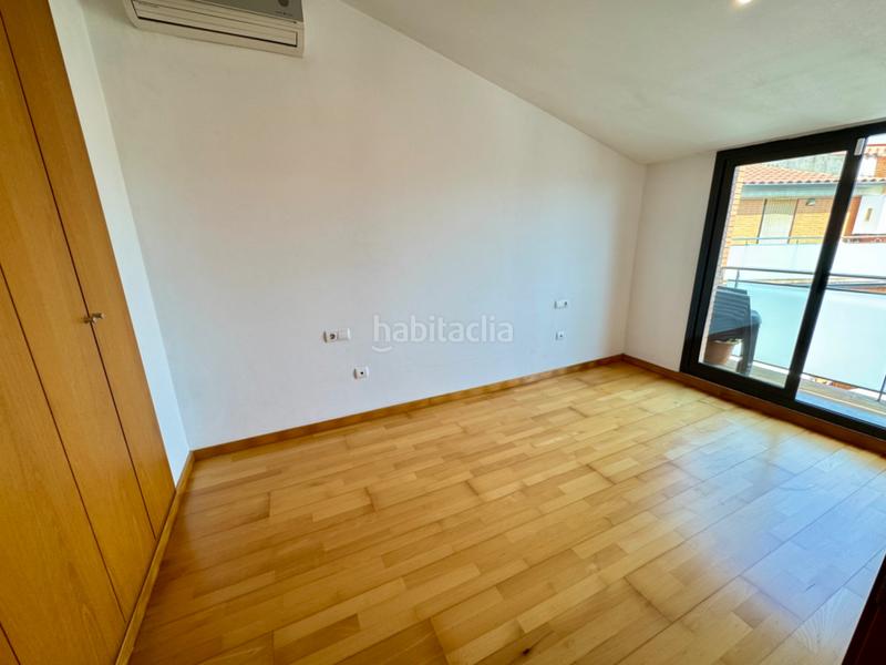 Foto 18c62b70-6c9f-4491-8e29-5a7fd9a50cef. Dúplex amplio y luminoso dúplex en gélida con 4 habitaciones, parking y trastero incluidos. en Gelida