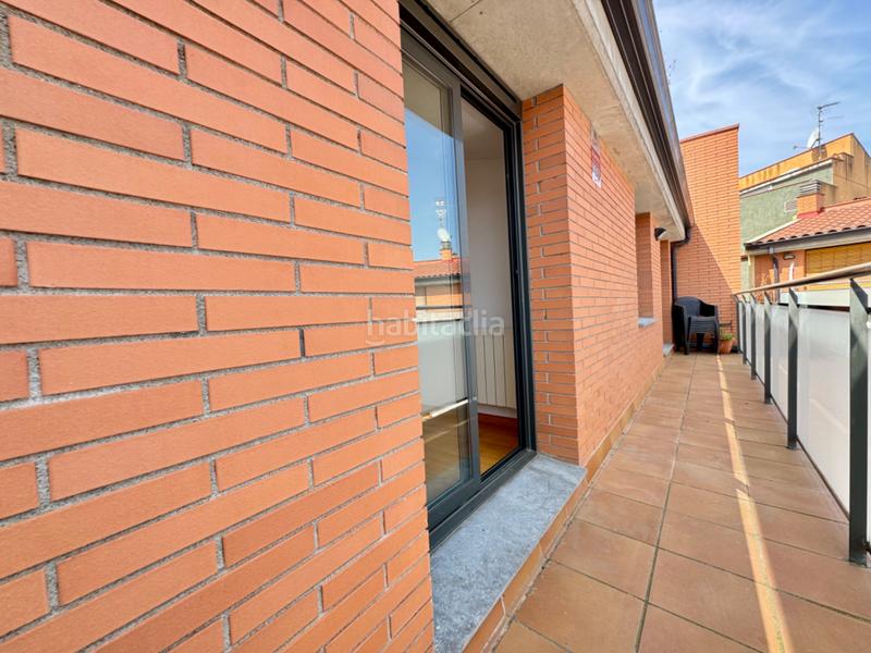 Foto 51640ac4-2573-4da9-aa02-c7f13bc48f93. Dúplex amplio y luminoso dúplex en gélida con 4 habitaciones, parking y trastero incluidos. en Gelida
