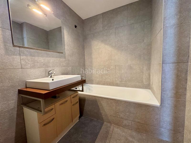 Foto fbb72bab-c496-474e-b12b-1e83dea55091. Dúplex amplio y luminoso dúplex en gélida con 4 habitaciones, parking y trastero incluidos. en Gelida