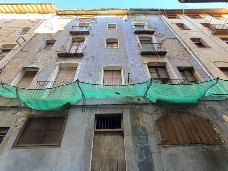 Foto ff0fbe96-5eff-41cd-8642-c7629c3f971b. Edificio in Ripoll