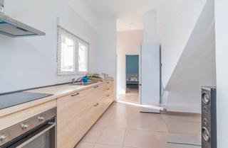 Casa a Esquivias. Casa familiar de 4 dormitorios con patio y garaje para varios co