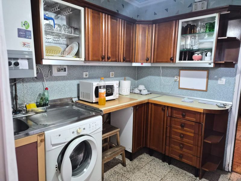 Foto b05d342c-ff32-4034-8130-018a802e9f40. Piso en Campamento Madrid