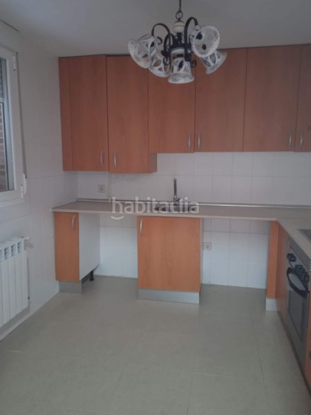 Foto 49cc0584-c6a7-405c-a8a0-0cb68bb2afc3. Chalet en Santo Domingo - Caudilla